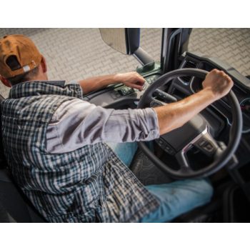 CE kategóriás járművezető tanfolyam